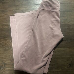 Lululemon Athletica Mauve Ribbed Leggings